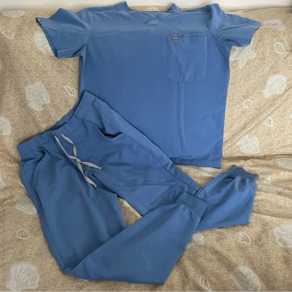 Men’s FIGS Scrub Top Medium & Pants Small Set Ceil Blue